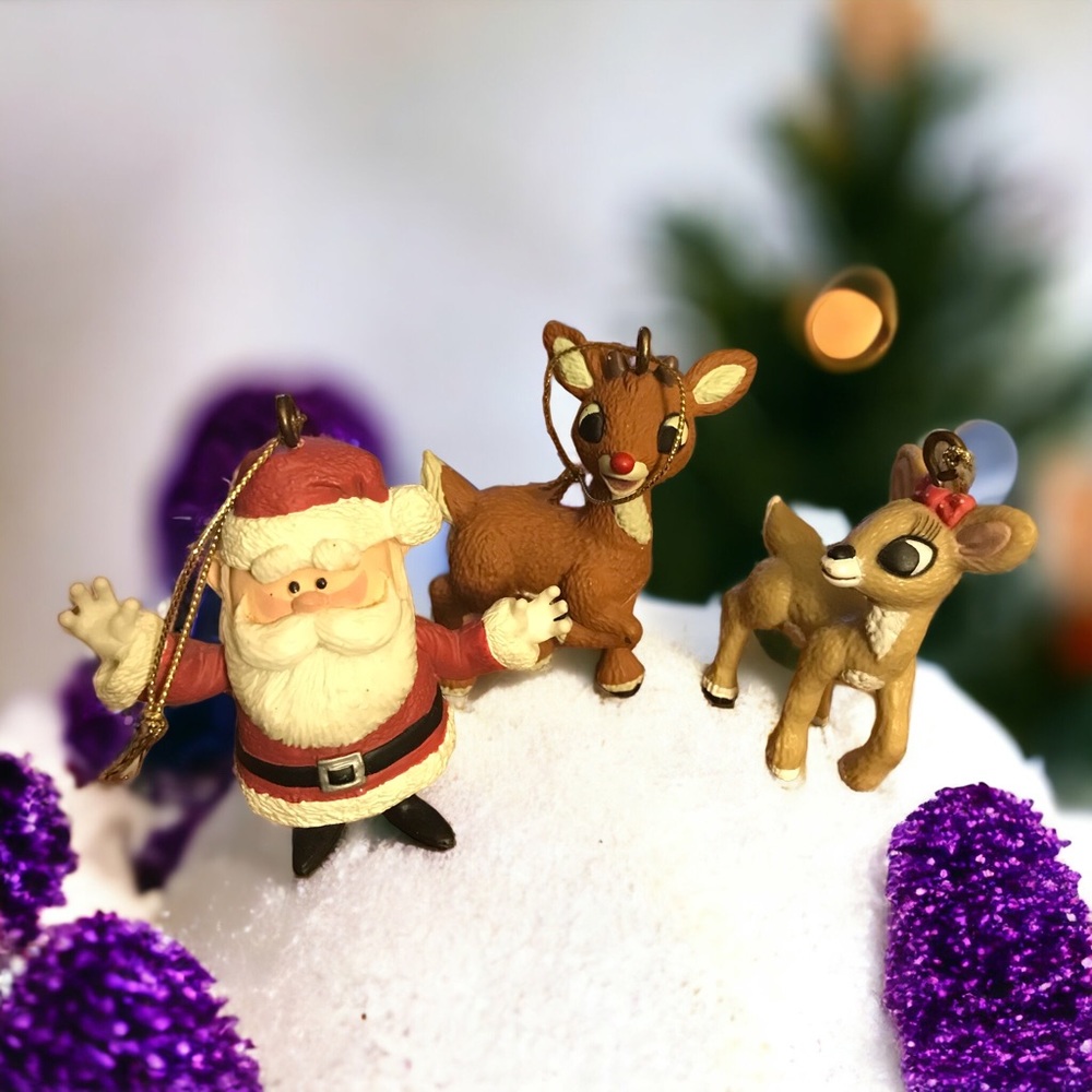 Rudolph the Red Nosed Reindeer The Island of Misfit Toys Ornaments | Pre-Owned